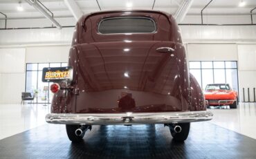 Ford-Sedan-Delivery-1941-Deluxe-28