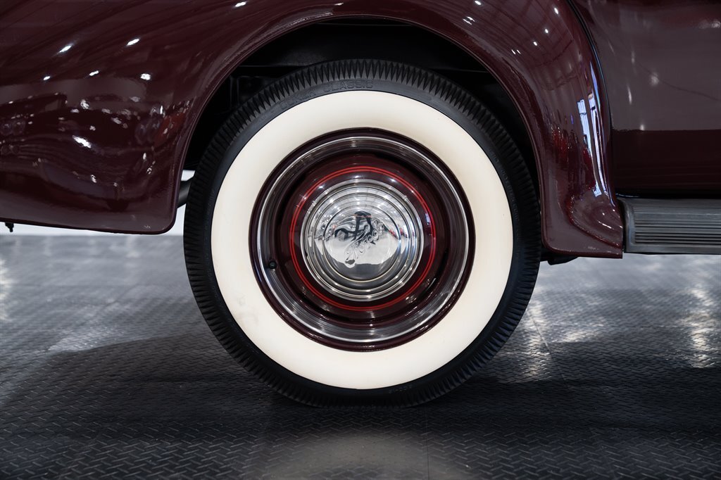 Ford-Sedan-Delivery-1941-Deluxe-31