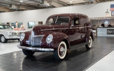 Ford-Sedan-Delivery-1941-Deluxe