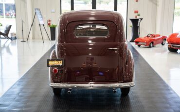Ford-Sedan-Delivery-1941-Deluxe-7