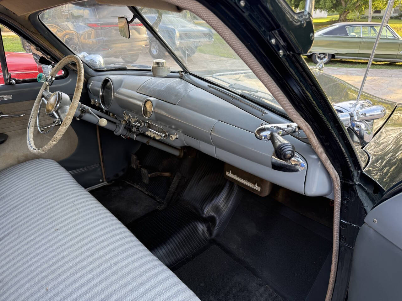 Ford-Shoebox-2Dr-1950-Coupe-17