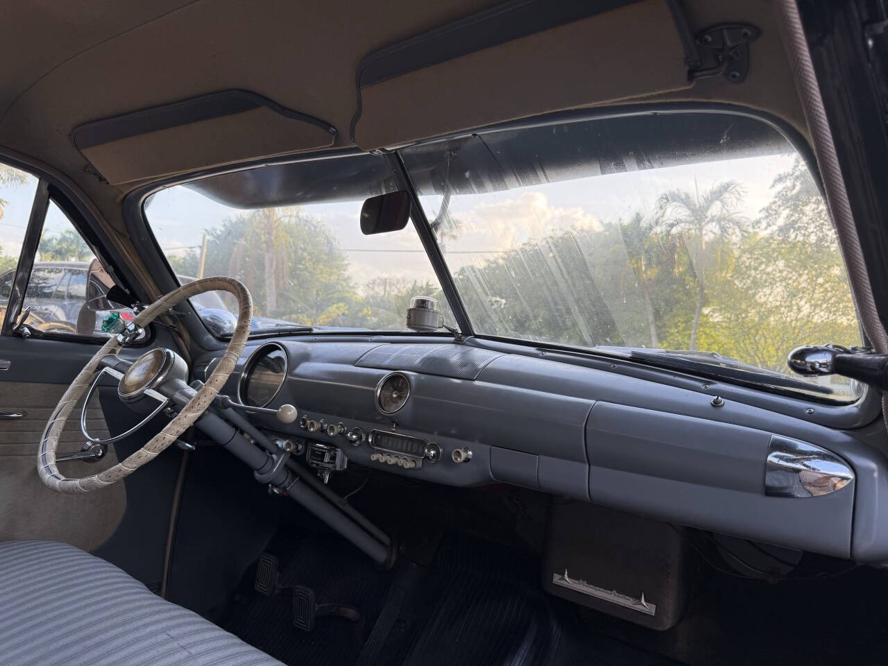 Ford-Shoebox-2Dr-1950-Coupe-19