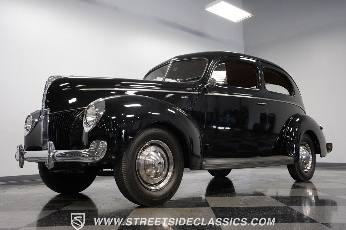 Ford-Standard-1940-Sedan-21
