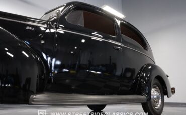 Ford-Standard-1940-Sedan-22