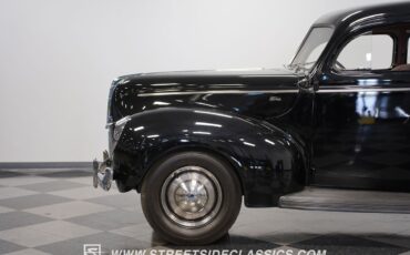 Ford-Standard-1940-Sedan-23