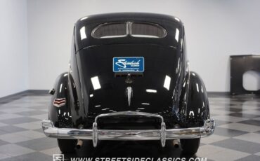 Ford-Standard-1940-Sedan-25