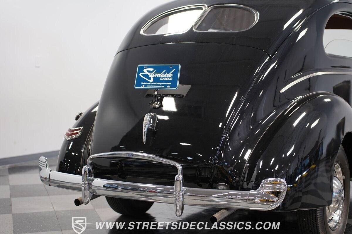 Ford-Standard-1940-Sedan-26
