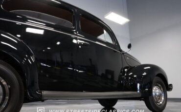 Ford-Standard-1940-Sedan-28