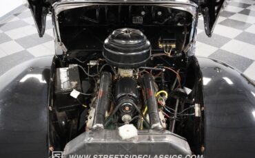 Ford-Standard-1940-Sedan-3