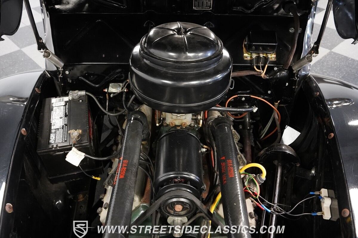 Ford-Standard-1940-Sedan-34