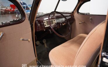 Ford-Standard-1940-Sedan-4