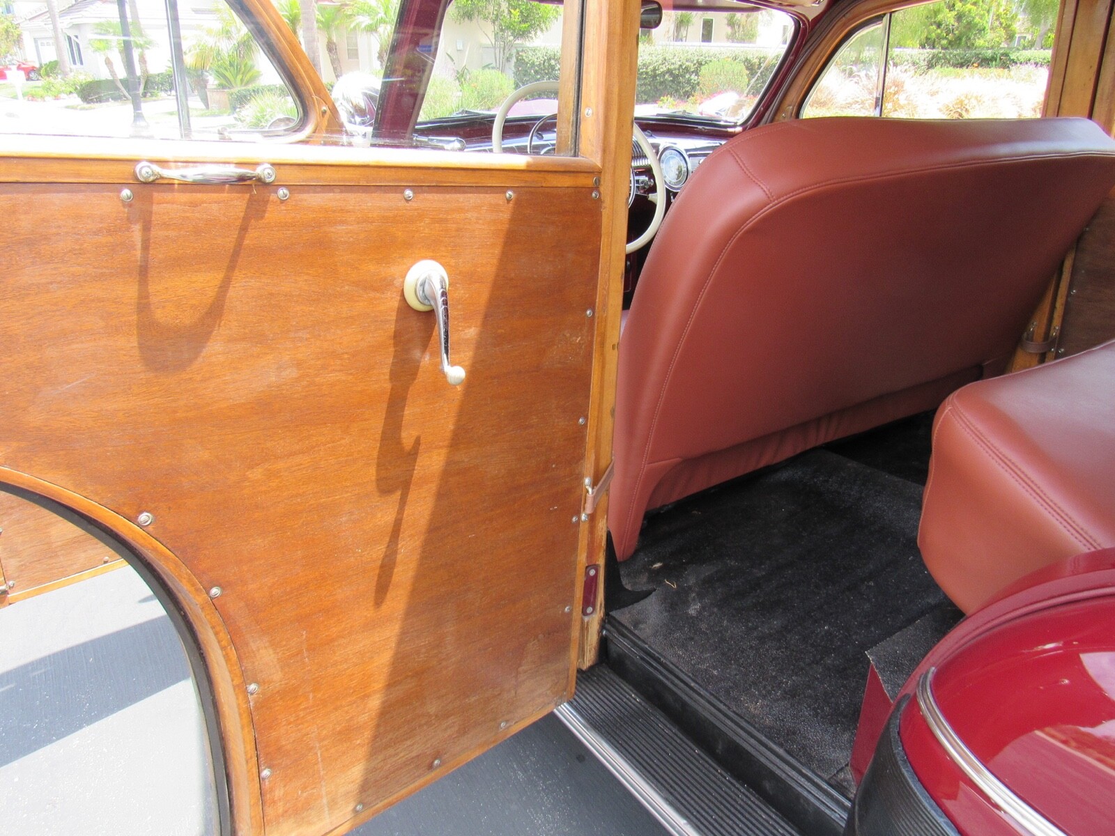 Ford-Station-Wagon-1946-Station-Wagon-12