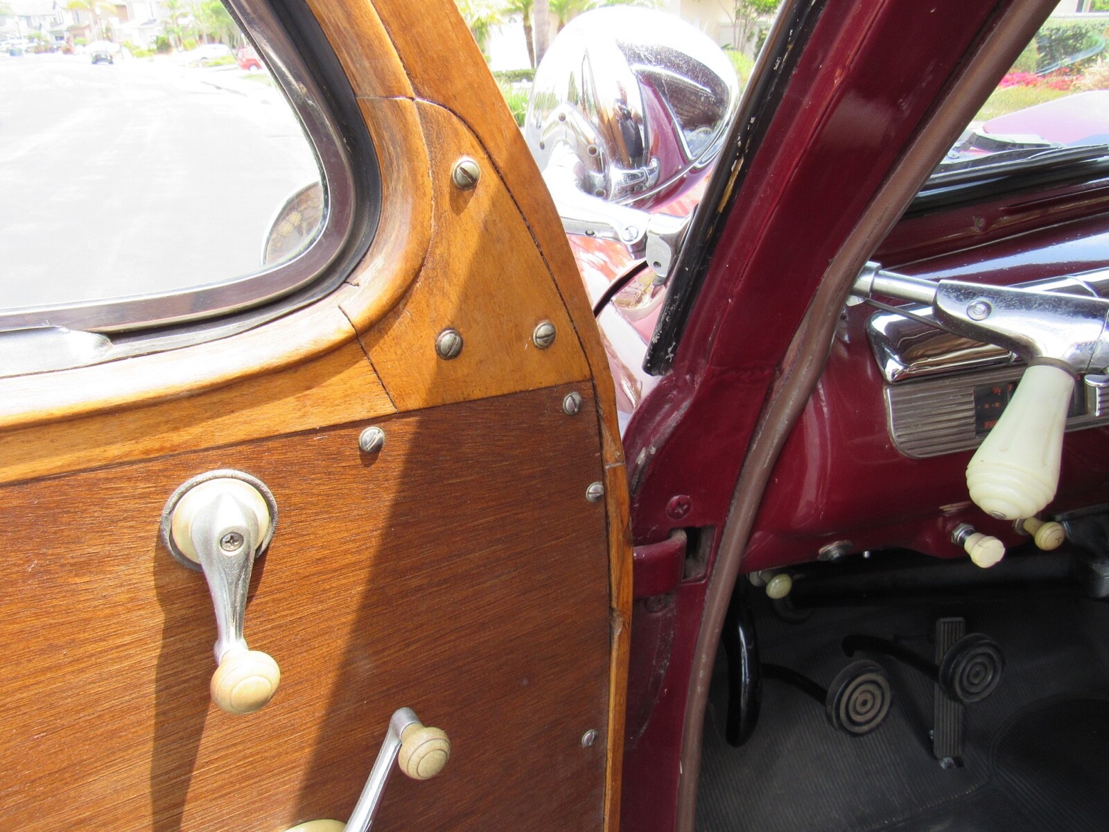 Ford-Station-Wagon-1946-Station-Wagon-15