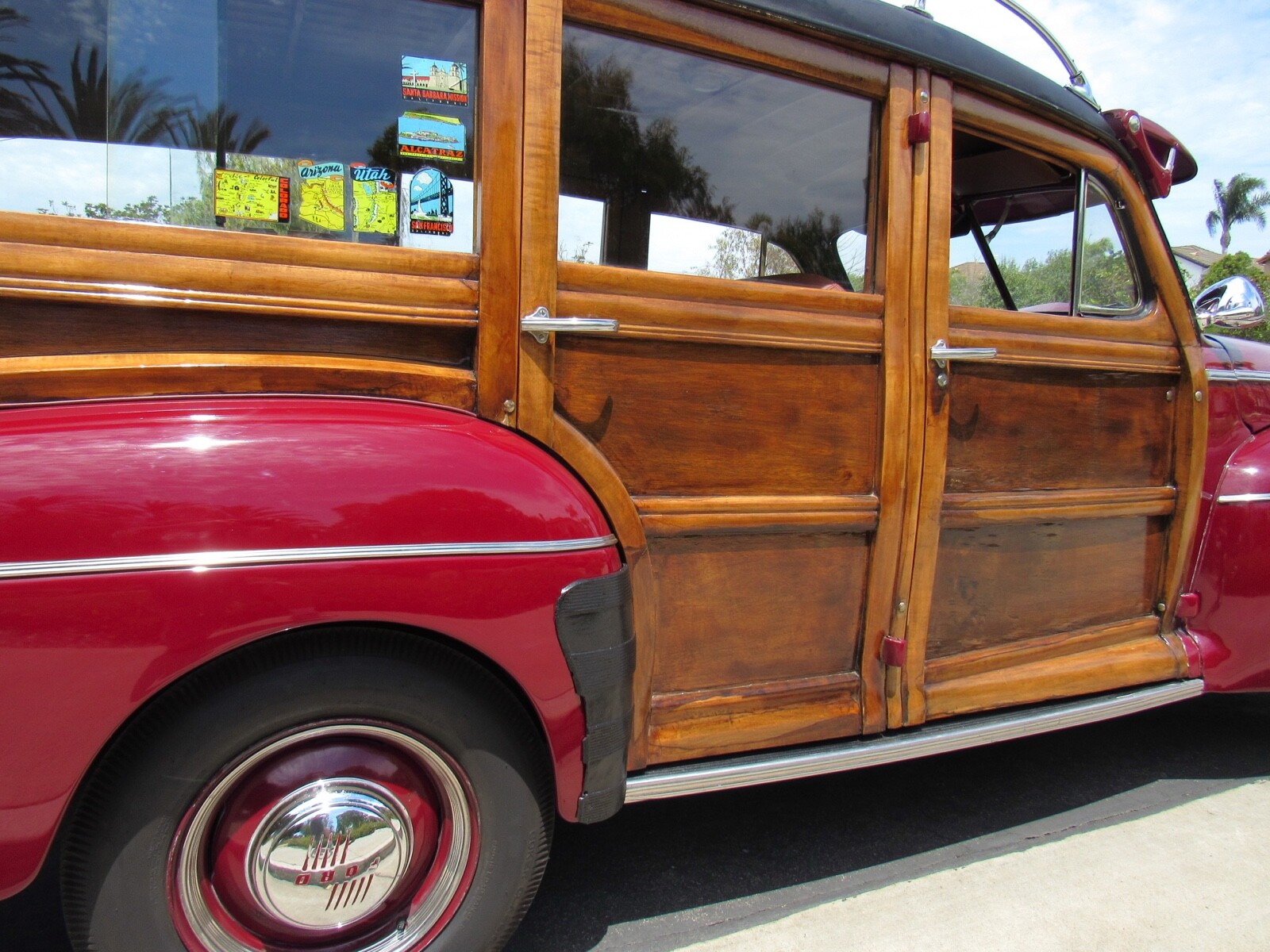Ford-Station-Wagon-1946-Station-Wagon-2