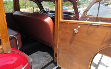 Ford-Station-Wagon-1946-Station-Wagon-9