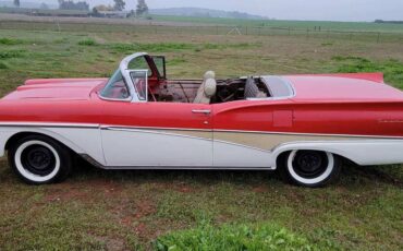 Ford-Sunliner-1958-red-10
