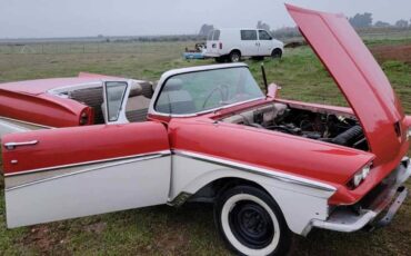 Ford-Sunliner-1958-red-16