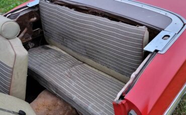 Ford-Sunliner-1958-red-17