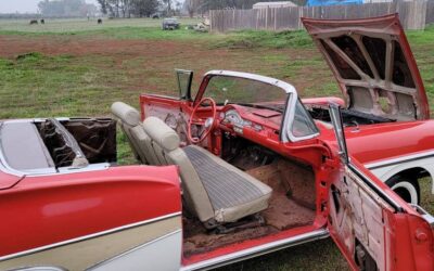 Ford Sunliner  1958 red