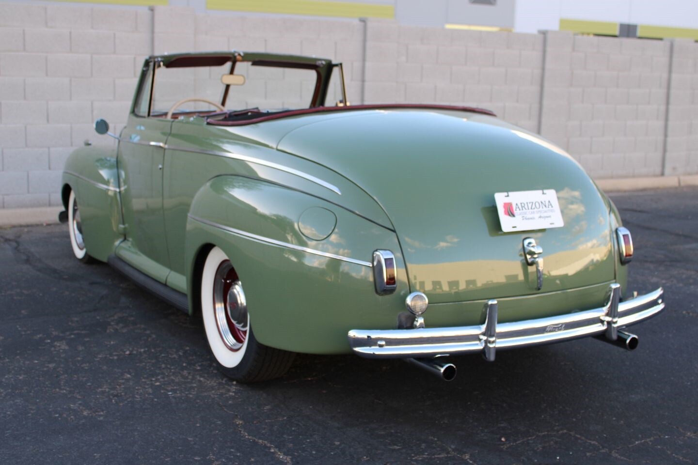 Ford-Super-DeLuxe-1941-Convertible-16