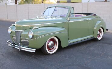 Ford-Super-DeLuxe-1941-Convertible-24