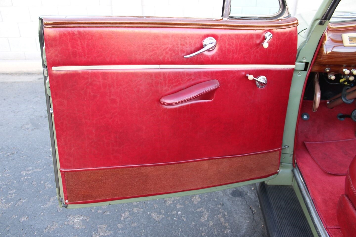 Ford-Super-DeLuxe-1941-Convertible-30