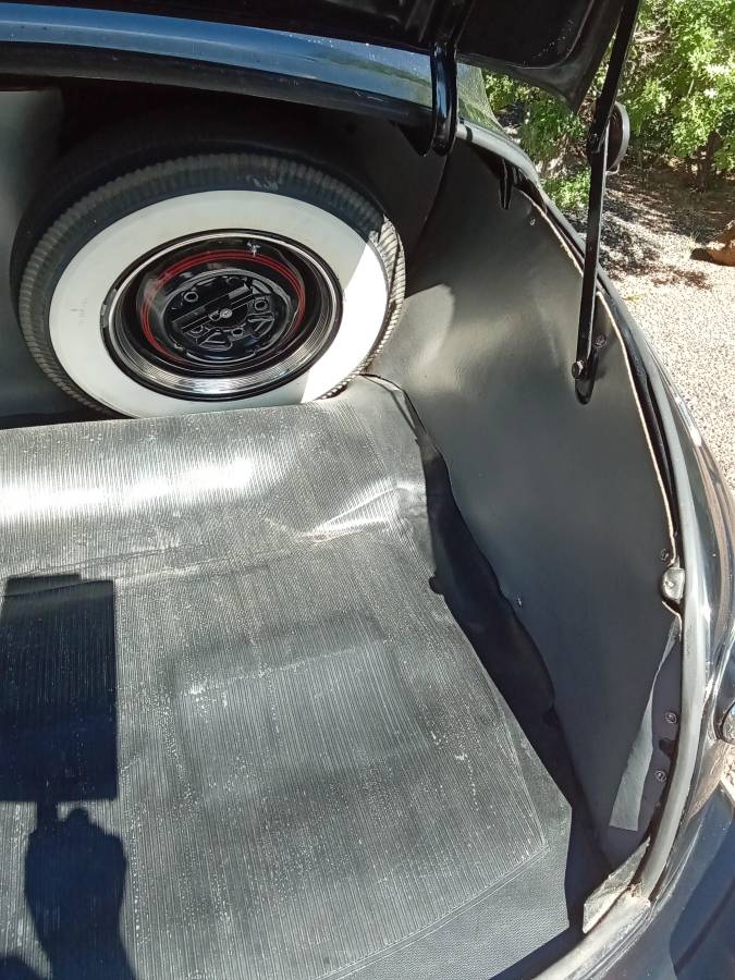 Ford Super deluxe coupe  1946 black