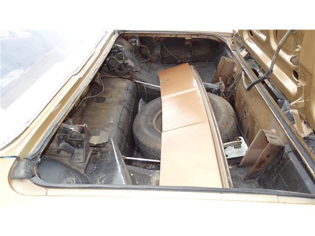 Ford-THUBIRDNDER-1964-CONVERTIBLE-21