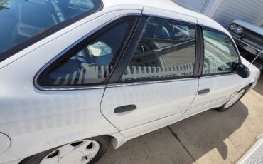 Ford-Taurus-1991-1