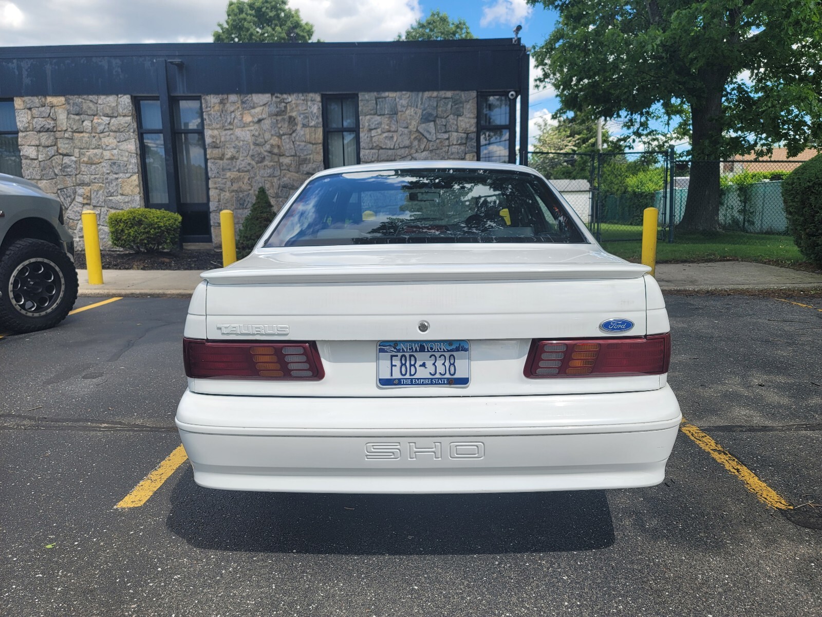 Ford-Taurus-1991-12