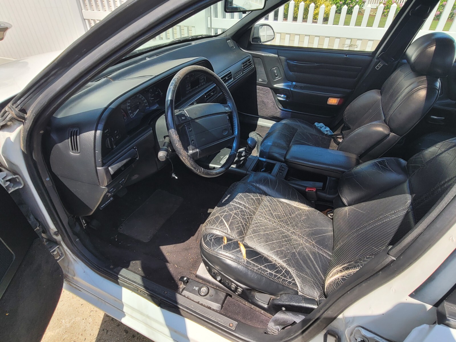 Ford-Taurus-1991-13