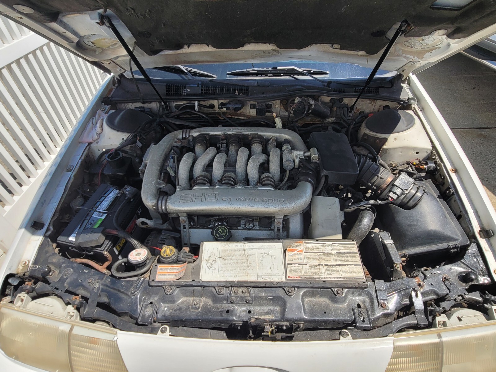 Ford-Taurus-1991-17