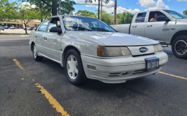 Ford-Taurus-1991-9