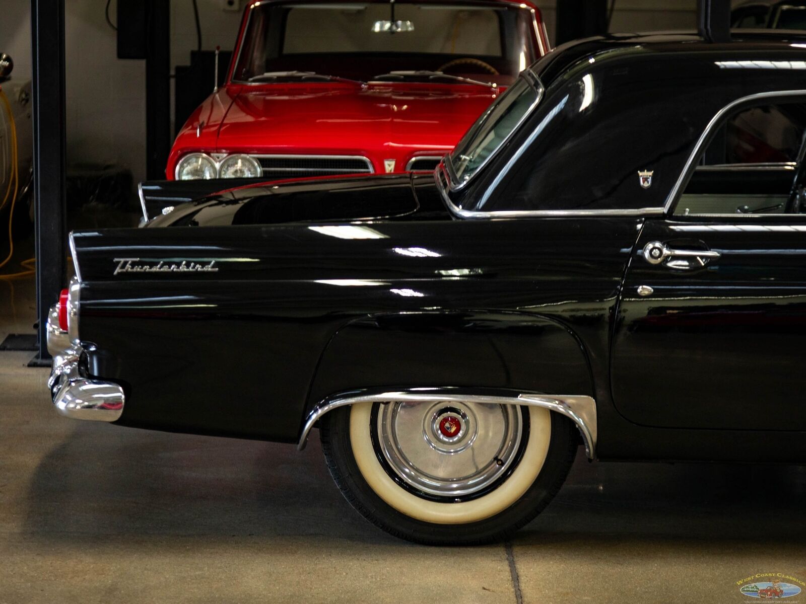 Ford-Thunderbird-1955-2-Door-Convertible-1