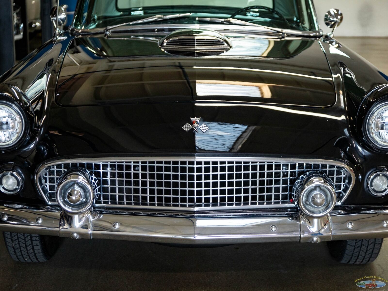 Ford-Thunderbird-1955-2-Door-Convertible-14
