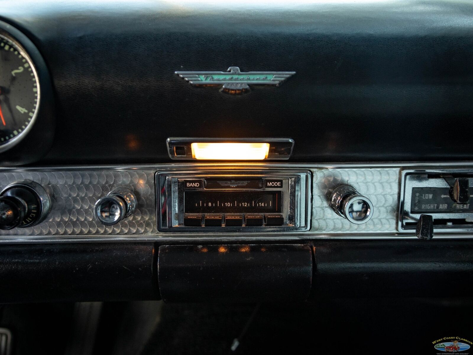 Ford-Thunderbird-1955-2-Door-Convertible-33
