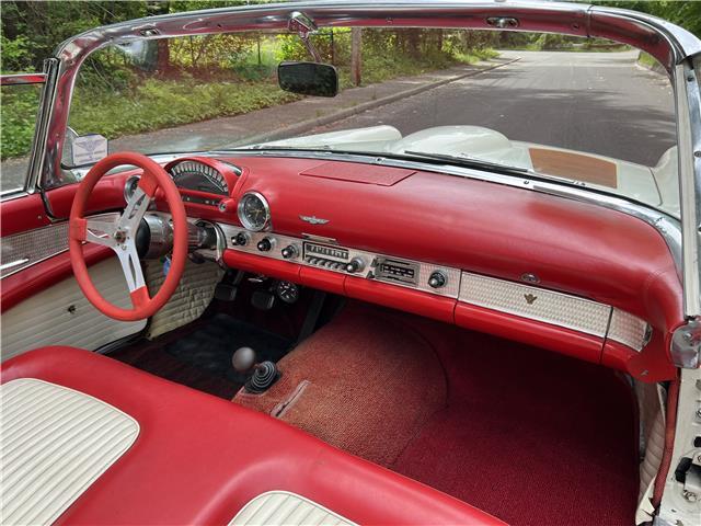 Ford-Thunderbird-1955-21