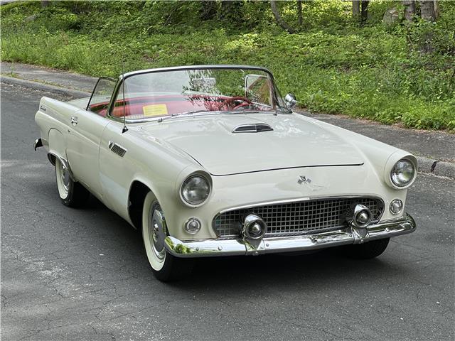 Ford Thunderbird 1955 --