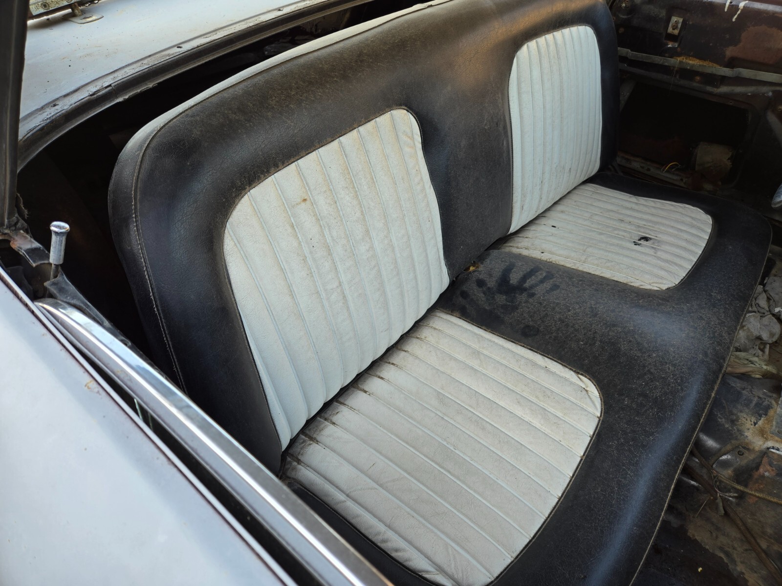 Ford-Thunderbird-1956-Convertible-23