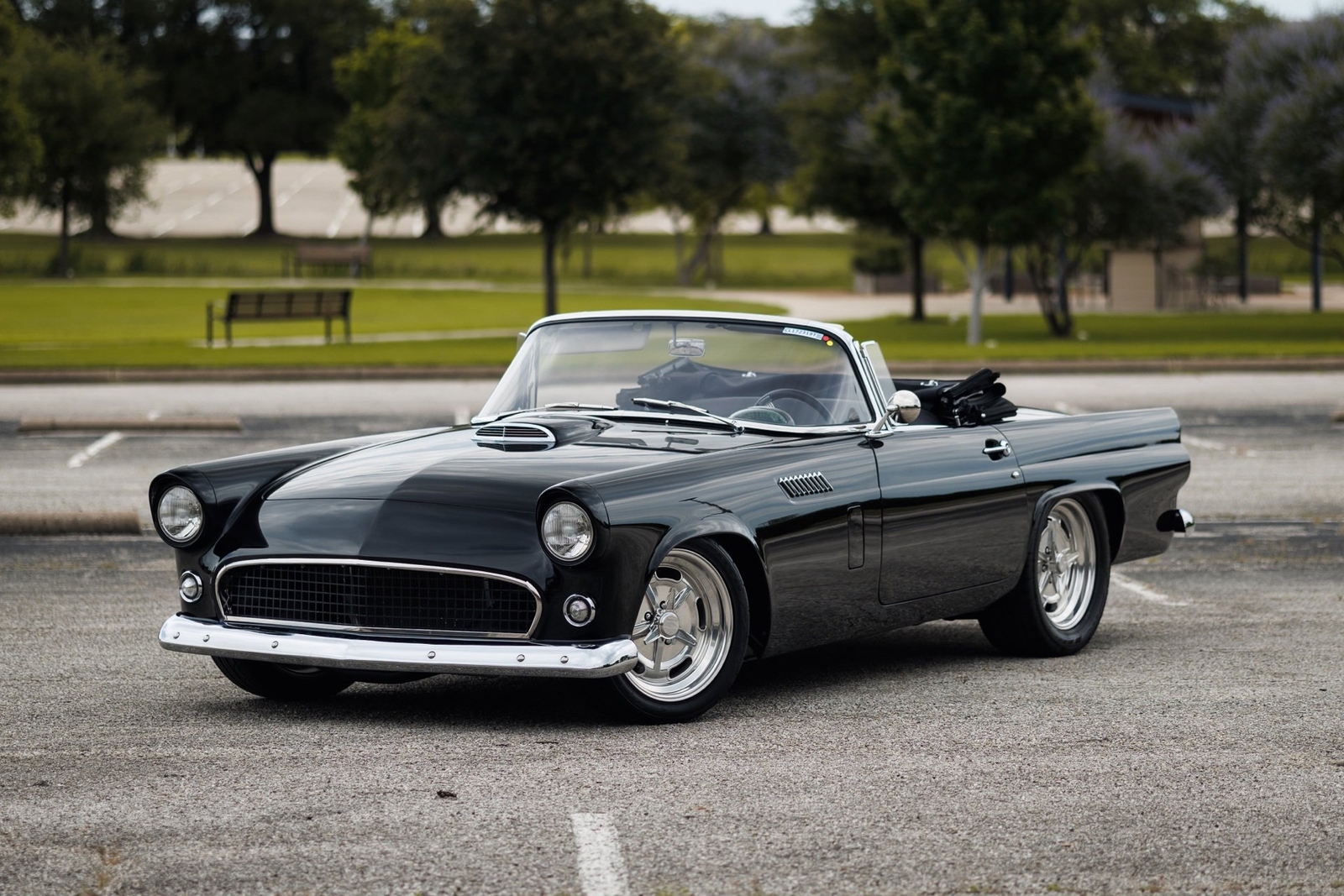 Ford-Thunderbird-1956-Convertible-3