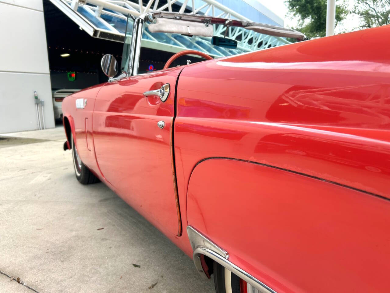 Ford-Thunderbird-1956-Sedan-11