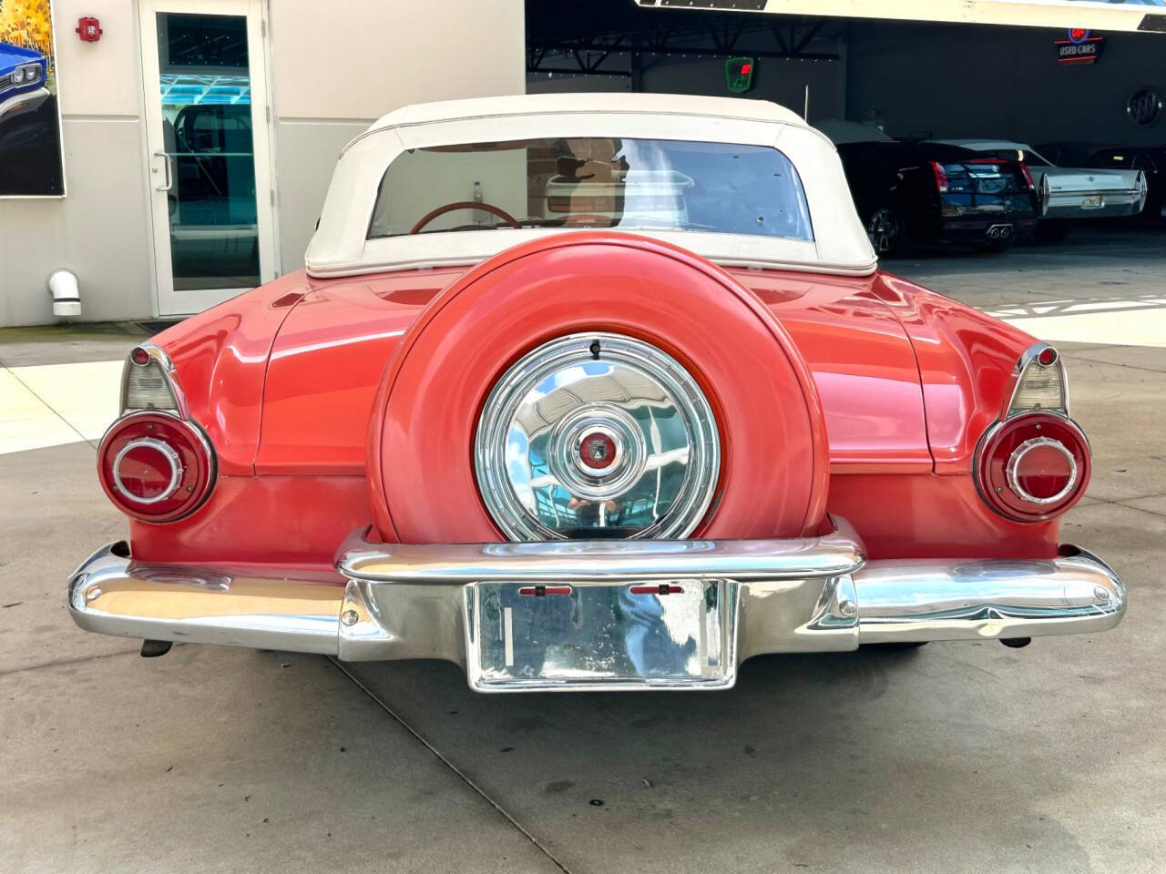 Ford-Thunderbird-1956-Sedan-18
