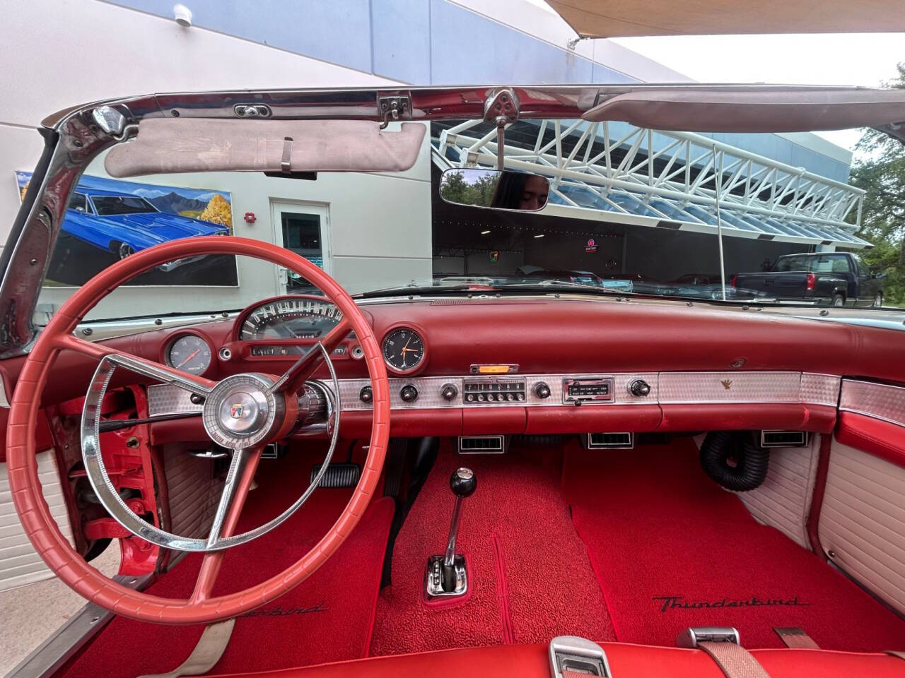 Ford-Thunderbird-1956-Sedan-26