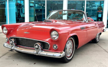 Ford-Thunderbird-1956-Sedan