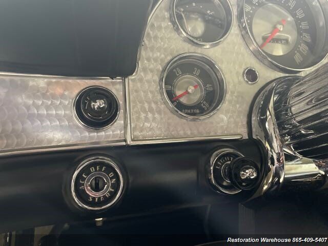 Ford-Thunderbird-1957-9