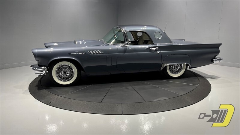 Ford-Thunderbird-1957-Convertible-1