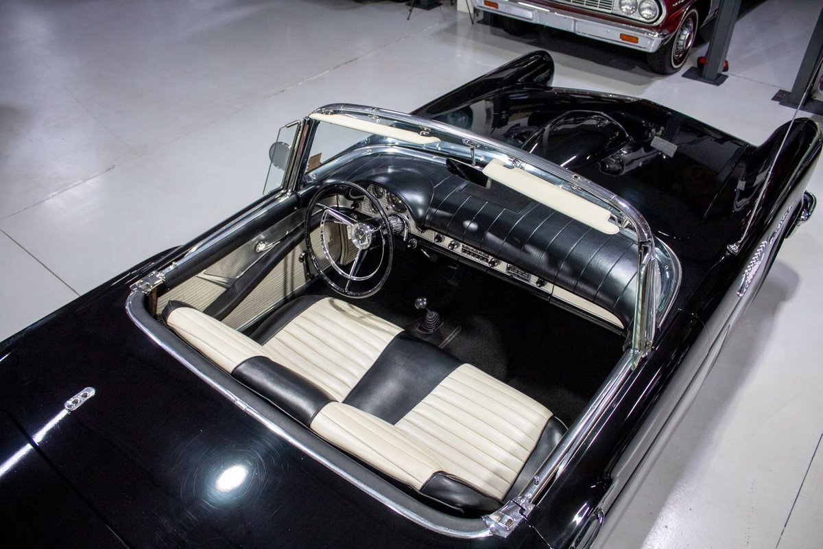 Ford-Thunderbird-1957-Convertible-1