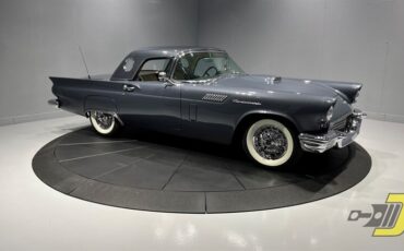 Ford-Thunderbird-1957-Convertible-11