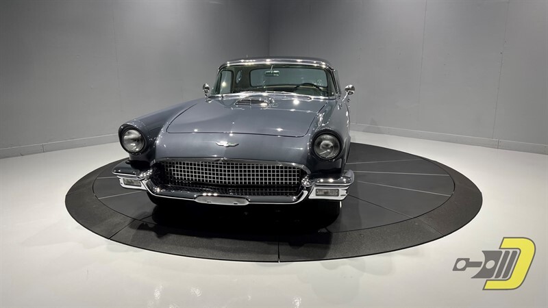 Ford-Thunderbird-1957-Convertible-14
