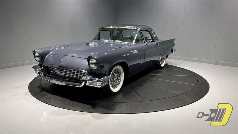 Ford-Thunderbird-1957-Convertible-15